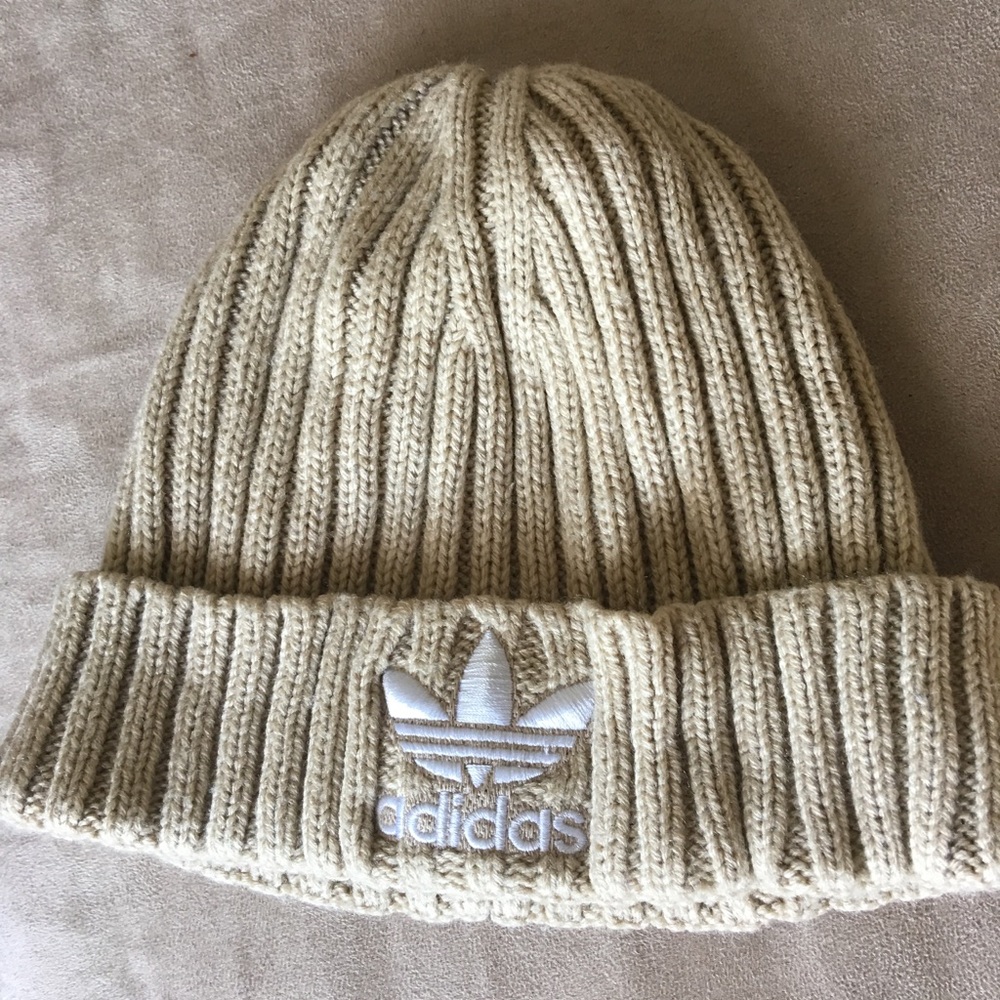 Addidas winter hat knit